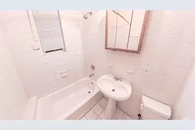 63 E 56th Street, Chicago, IL 60637 - Photo 27