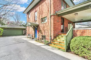 1009 W Hill St, Champaign, IL 61821 - Photo 3