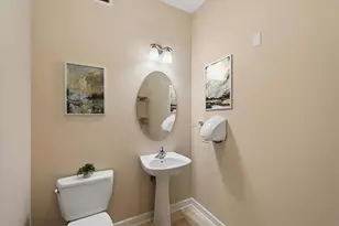 225 N Columbus Dr, Chicago, IL 60601 - Photo 9