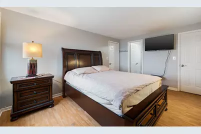 2333 N Neva Avenue #308C, Chicago, IL 60707 - Photo 11