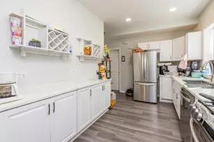 705 Massena Ave, Waukegan, IL 60085 - Photo 9