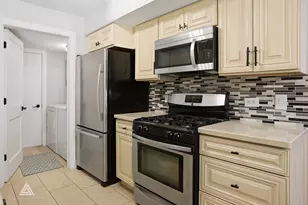 9232 Auburn Ct, Orland Park, IL 60462 - Photo 13