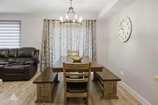 9232 Auburn Ct, Orland Park, IL 60462 - Photo 11