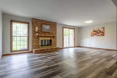 851 Sutton Court #851, Lincolnshire, IL 60069 - Photo 5