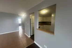 169 Gregory St, Aurora, IL 60504 - Photo 3