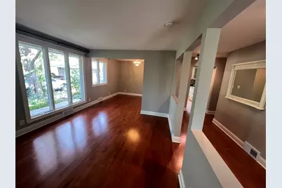 9240 S 87th Court, Hickory Hills, IL 60457 - Photo 9