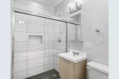 1635 W Chase Avenue #2M, Chicago, IL 60626 - Photo 11