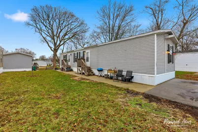 105 Lantern Drive, Gardner, IL 60424 - Photo 1