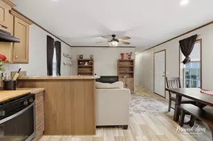 105 Lantern Dr, Gardner, IL 60424 - Photo 5