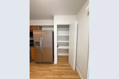 2080 Sutherland Place, Hoffman Estates, IL 60169 - Photo 9