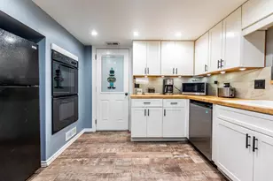 5124 W 64th St, Chicago, IL 60638 - Photo 9