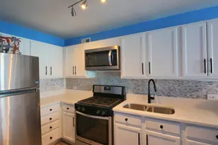 6700 S South Shore Dr, Chicago, IL 60649 - Photo 3