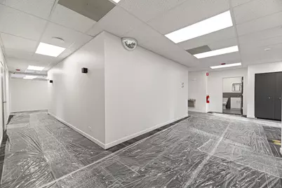 715 E Irving Park Road, Roselle, IL 60172 - Photo 15