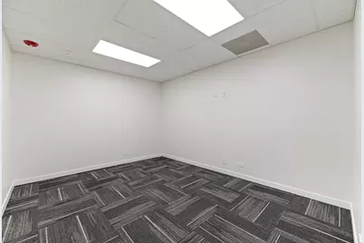 715 E Irving Park Road, Roselle, IL 60172 - Photo 11