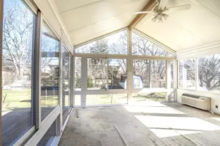 155 Cornell Ave, Des Plaines, IL 60016 - Photo 7