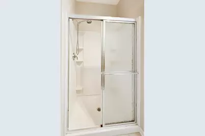 985 Oak Ridge Boulevard, Elgin, IL 60120 - Photo 13