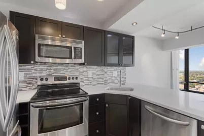 6166 N Sheridan Road #24L, Chicago, IL 60660 - Photo 5