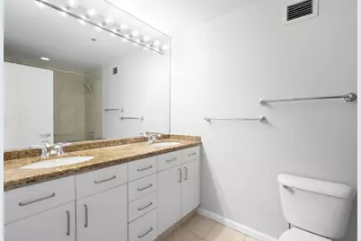 330 N Jefferson Street #2108, Chicago, IL 60661 - Photo 7