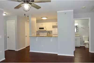 1520 W Sand Bar Court #1C, Round Lake Beach, IL 60073 - Photo 5