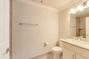 [Address not provided], Chicago, IL 60607 - Photo 11