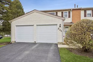 524 Monroe Rd, Bolingbrook, IL 60440 - Photo 3