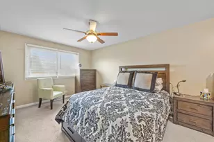 524 Monroe Rd, Bolingbrook, IL 60440 - Photo 9