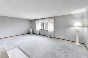 [Address not provided], Schaumburg, IL 60193 - Photo 9