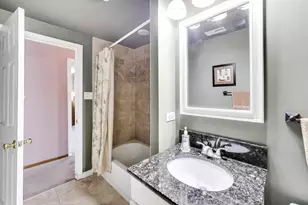 [Address not provided], Schaumburg, IL 60193 - Photo 25