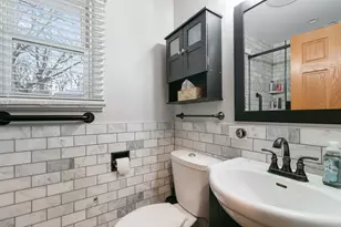 9215 S 83rd Ave, Hickory Hills, IL 60457 - Photo 5