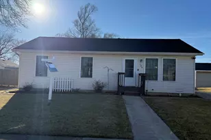 206 S 12th St, Rochelle, IL 61068 - Photo 1