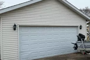 206 S 12th St, Rochelle, IL 61068 - Photo 13