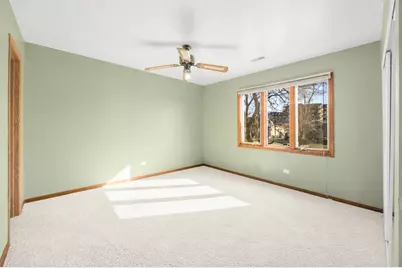 105 E Red Oak Avenue, Bensenville, IL 60106 - Photo 9