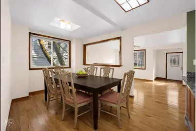 105 E Red Oak Avenue, Bensenville, IL 60106 - Photo 3