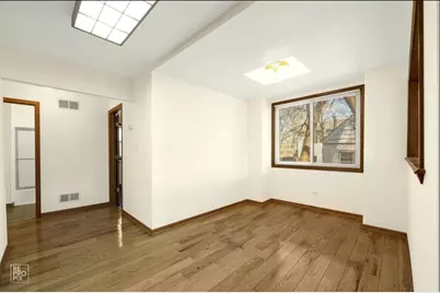 105 E Red Oak Avenue, Bensenville, IL 60106 - Photo 5
