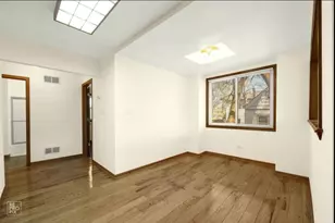 105 E Red Oak Ave, Bensenville, IL 60106 - Photo 5
