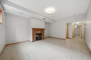 424 E Oakwood Blvd, Chicago, IL 60653 - Photo 25