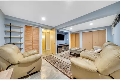 417 Lake Shore Boulevard, Wauconda, IL 60084 - Photo 23