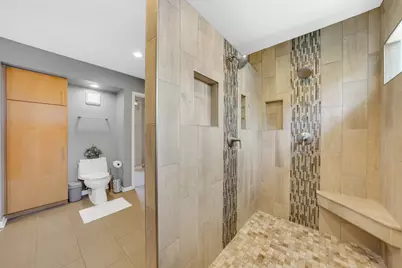 417 Lake Shore Boulevard, Wauconda, IL 60084 - Photo 17