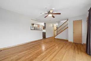 9136 Pembroke Ln, Bridgeview, IL 60455 - Photo 5