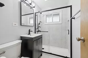 9136 Pembroke Ln, Bridgeview, IL 60455 - Photo 11