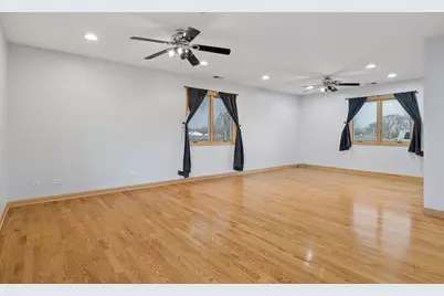 9136 Pembroke Lane, Bridgeview, IL 60455 - Photo 17