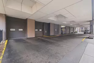 720 W Gordon Terrace, Chicago, IL 60613 - Photo 21