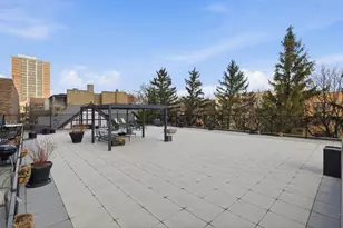 720 W Gordon Terrace, Chicago, IL 60613 - Photo 23