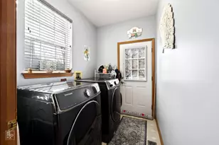 8 Fairfax Ct, Bolingbrook, IL 60490 - Photo 29