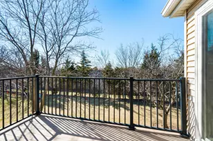 7000 Sussex Ct, Woodridge, IL 60517 - Photo 23