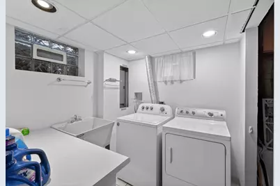 610 W Jefferson Avenue, Naperville, IL 60540 - Photo 29