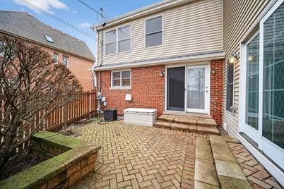 610 W Jefferson Avenue, Naperville, IL 60540 - Photo 43