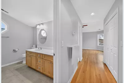 610 W Jefferson Avenue, Naperville, IL 60540 - Photo 37