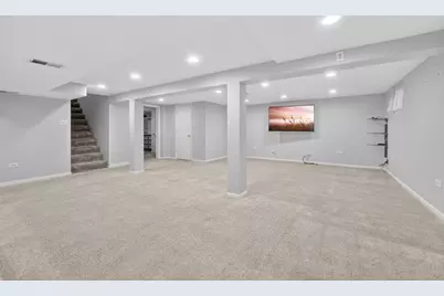 610 W Jefferson Avenue, Naperville, IL 60540 - Photo 25