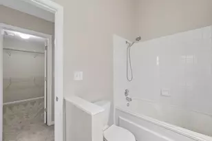 3039 Autumn Lake Dr, Aurora, IL 60504 - Photo 13